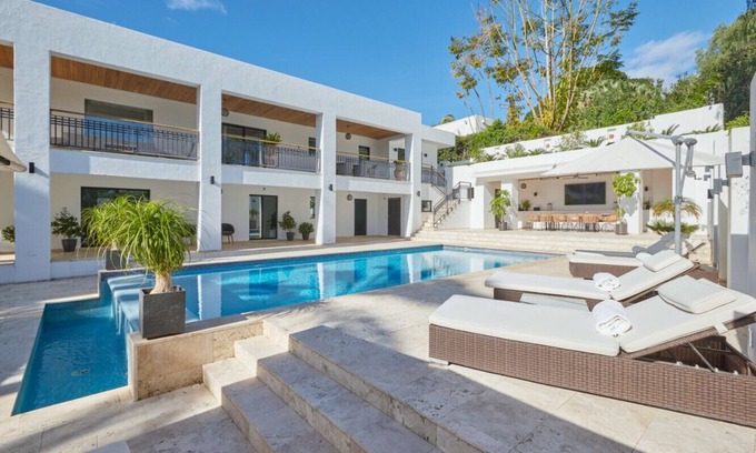 Nueva Andalucia Villa | Villa Amarosa - 5bed Haven in Nueva Andalucia!