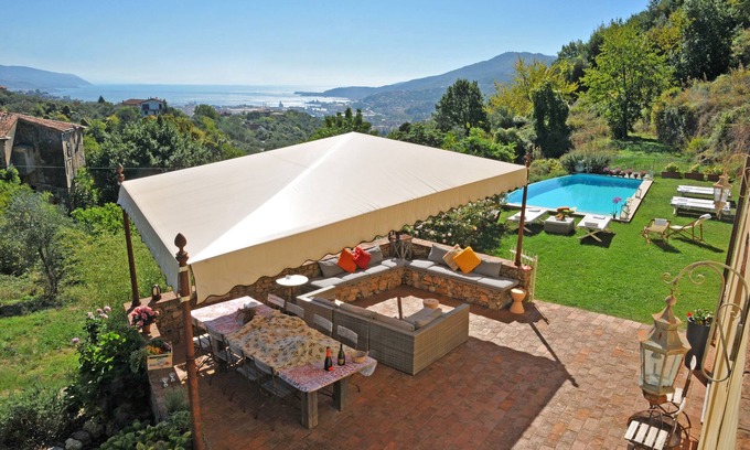 La Foce Villa | Villa Ambrosia 8P by VILLASRETREATS w/pool A/C BBQ, WiFi, Sea View near 5Terre
