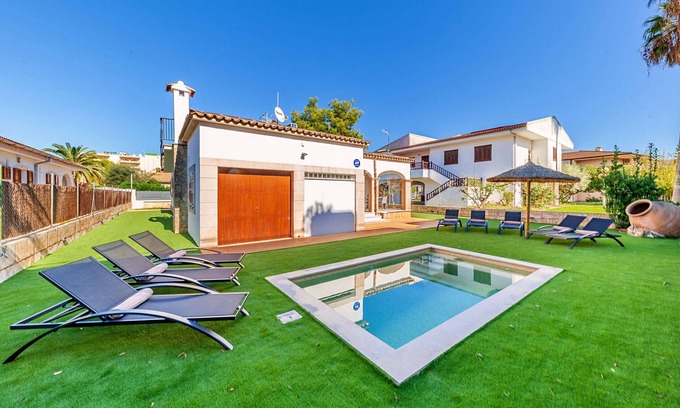 Alcudia Villa | Villa Amfora for 8 people