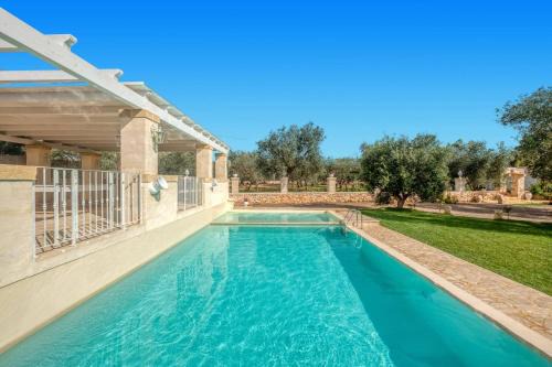 Villa Castelli Villa | Villa Amico by Villa Plus