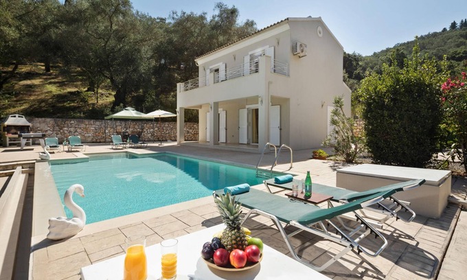 Agios Stefanos Villa | Villa Anamari in Άγιος Στέφανος
