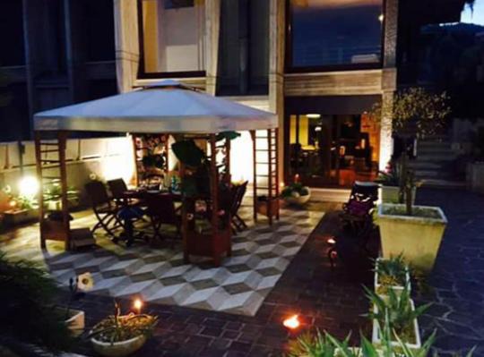 San Benedetto del Tronto Bed & Breakfast | Villa Angela