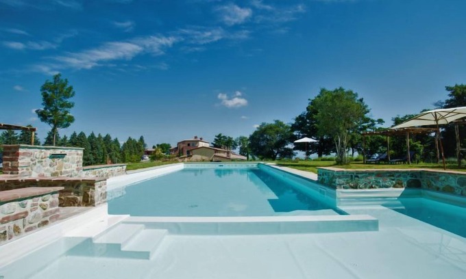 Trequanda House | Villa Aquila by Interhome