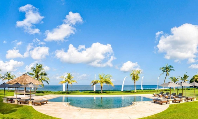 Batubelig Villa | Villa Atas Ombak - Five Bedroom Villa, Sleeps 10