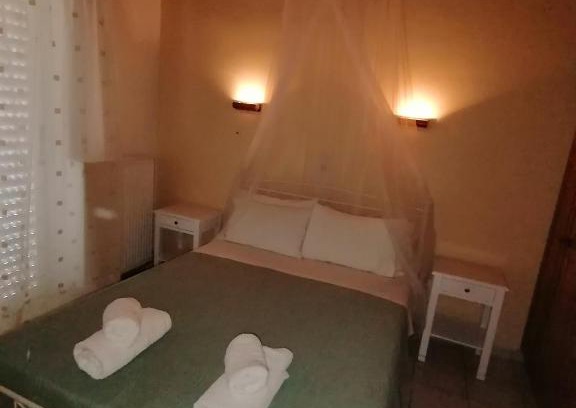 Lakones Apartment | VILLA ATHINA