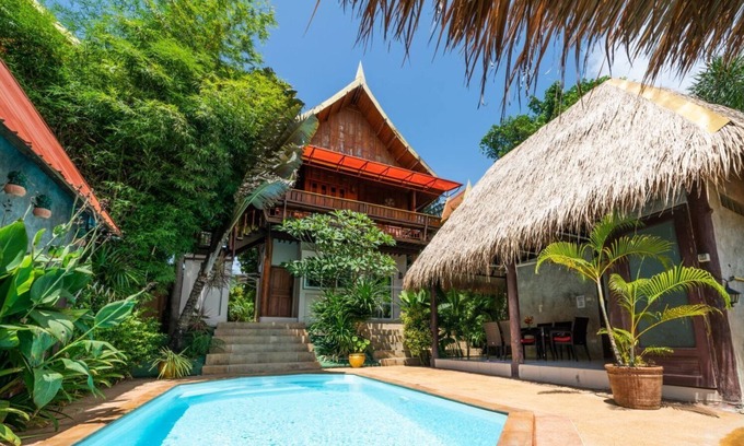Ko Lanta Villa | Villa Ayutthaya, private pool near the beach with sea view
