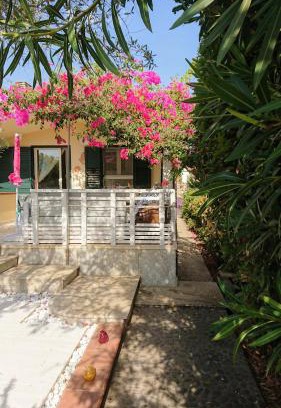 Iscra e Voes House | Villa Babai