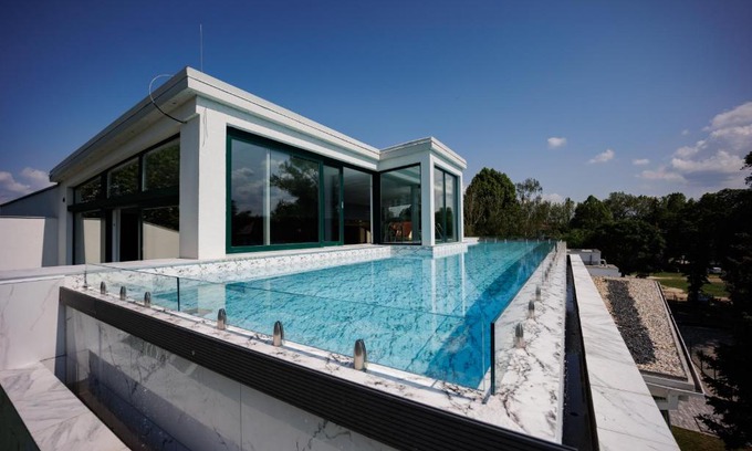 Siofok Aranypart Apartment | Villa Bauhaus Wellness Apartman Fsz. 1