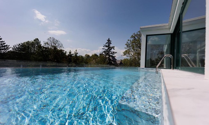 Siofok Aranypart Apartment | Villa Bauhaus Wellness Apartman