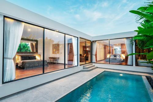 Munggu Villa | Villa Blue Lagoon (in the Heart of Canggu).