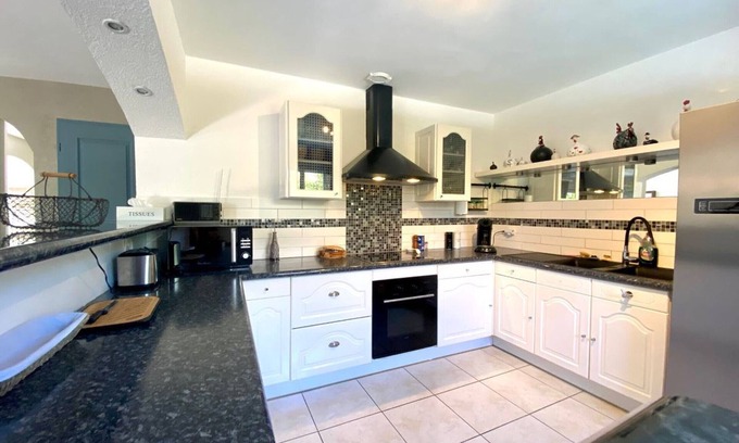 Bouzigues House | Villa Bouzigues, 4 bedrooms, 8 persons