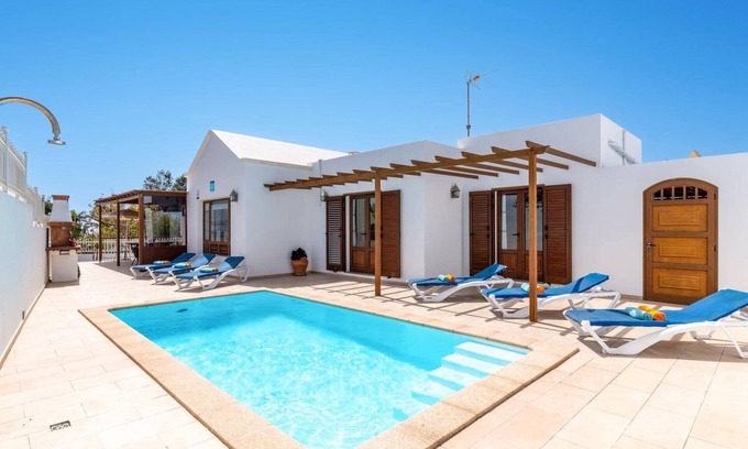 Matagorda Villa | Villa Breezes by Villa Plus