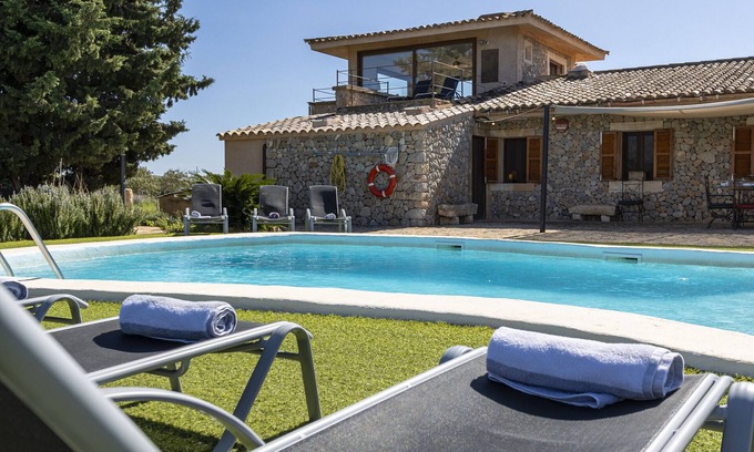 Sa Pobla Villa | Villa can Mel by Homevillas360