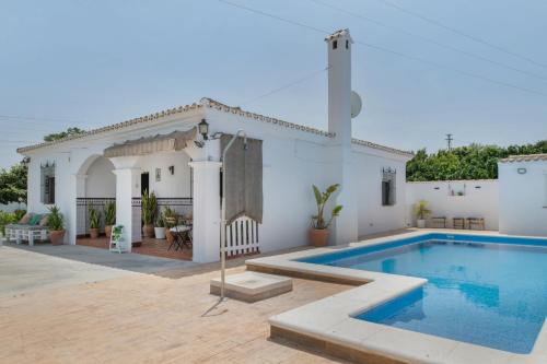 San Ambrosio House | Villa Castro