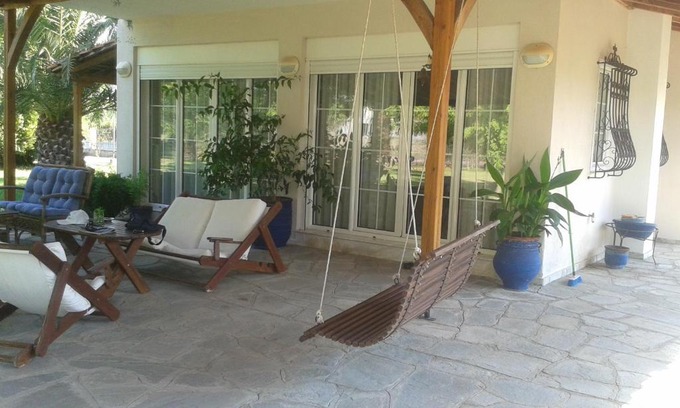 Ormos Panagias House | Villa close to the beach