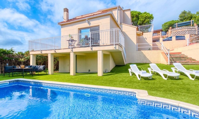 Lloret de Mar Villa | Villa 'Costacabana - La Luna' with Sea View, Private Pool and Wi-Fi