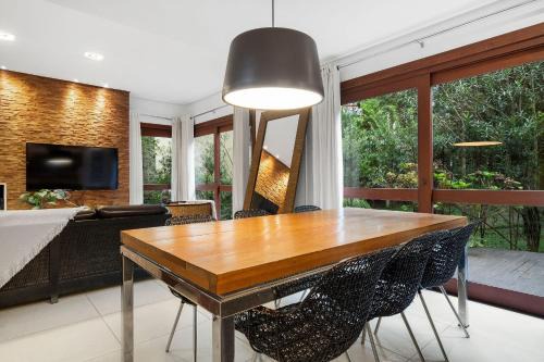 Centro House | Villa Del Fiori com Piscina Aquec by Achei Gramado