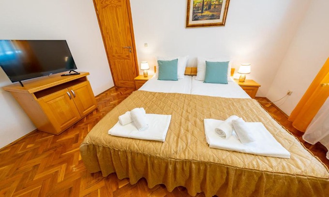 Mostar Old Town Apartment | Villa Demadino