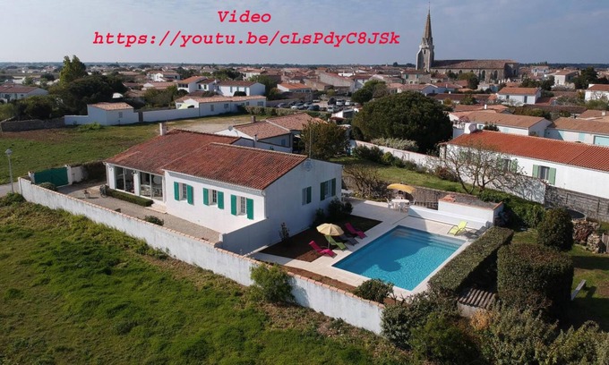 Sainte-Marie-de-Re Villa | Villa des Jaulaines, Ile de Ré