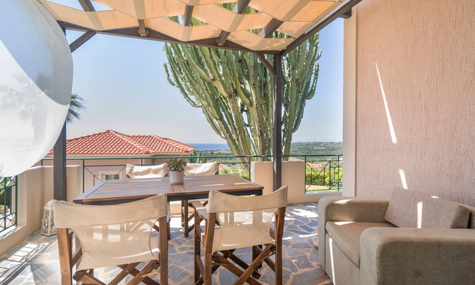 Leivathos Apartment | Villa Eirini with Sea View