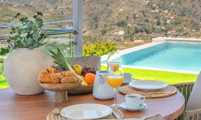 Torrox Villa | Villa El Retiro de Torrox by Ruralidays