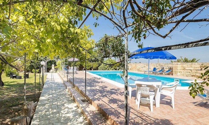 Melissano Villa | Villa Ella: A characteristic and welcoming two-story villa situated in a quiet location, a few minutes from the town center, with Free WI-FI.