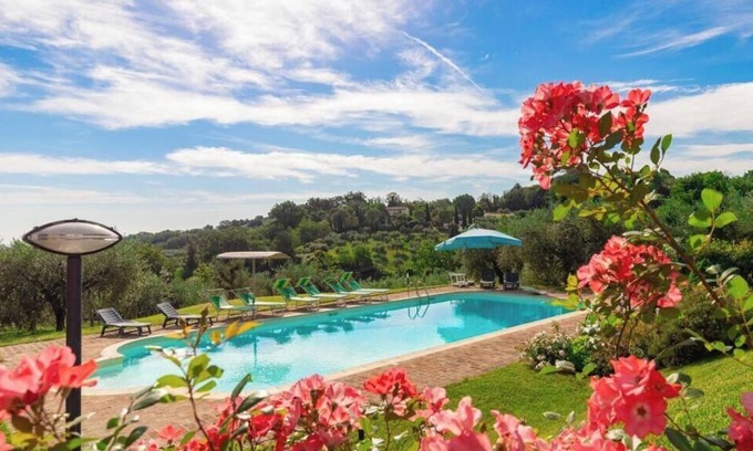 Fano Villa | Villa Emilianna - Six Bedroom Villa, Sleeps 14
