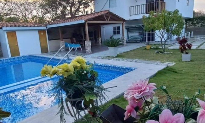 Comuna 3 Villa | Villa Emma