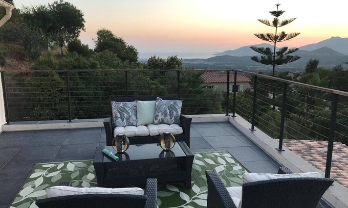 Bastelicaccia Villa | Villa Entre mer et Montagne à Bastelicaccia! Le Calme à Côté Dajaccio!