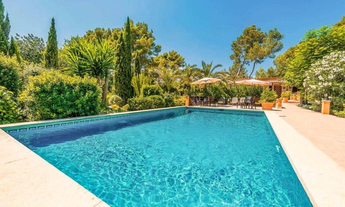 Alcudia Villa | Villa Es Refugi, 6 people, BBQ, private pool, Pollensa.
