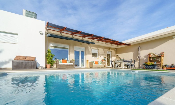 Tordera Ski Chalet | Villa Esperanza Lux Relax near the sea a/c