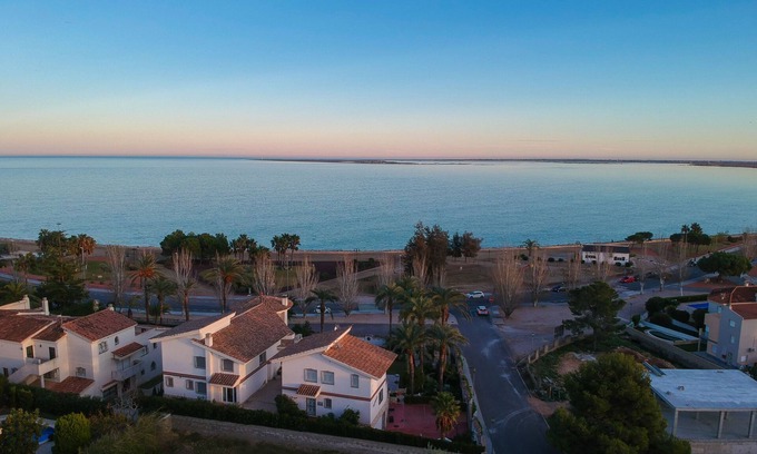 L'Ampolla Villa | Villa facing the Sea L'Ampolla IV