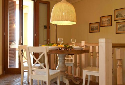Saline di Volterra Apartment | Villa Famiglia
