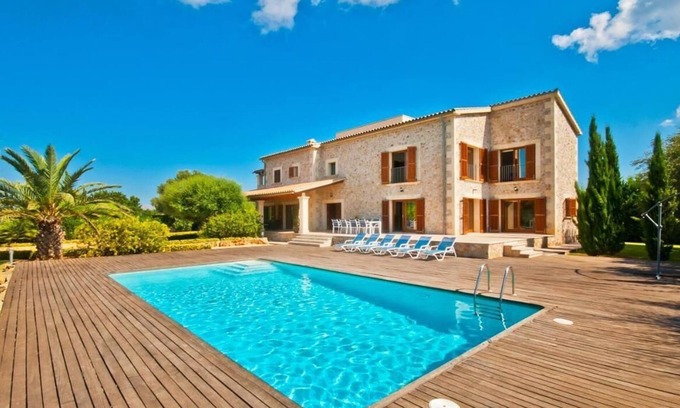 Alcudia Villa | Villa "Finca Santa María" with Pool, Garden & Wi-Fi