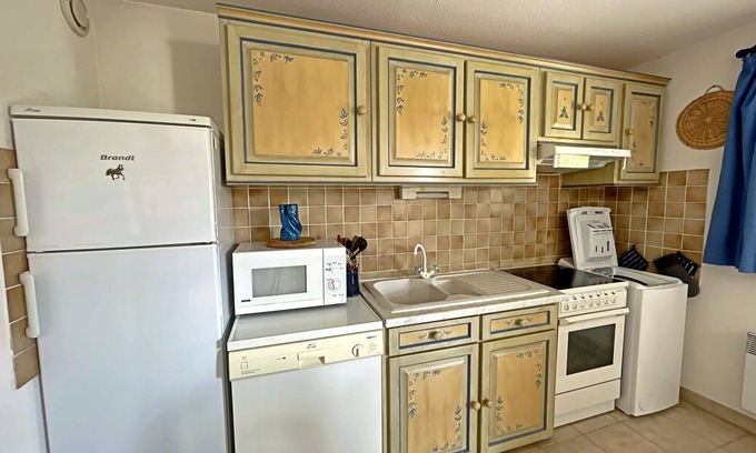 Saintes-Maries-de-la-Mer House | Villa Saintes-Maries-de-la-Mer, 2 bedrooms, 6 persons