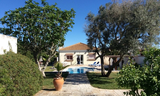 Chiclana de la Frontera House | Villa Gabriella 4 bed Villa opposite Golf Course, 3km from the beach