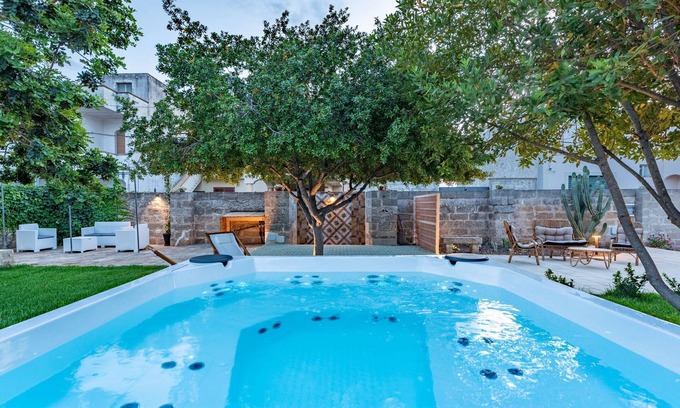 Nociglia Villa | Villa Giulia w/hot tub - Artemisia Homes
