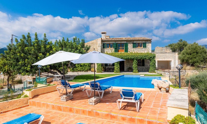 Selva Villa | Villa 'Gran' with Mountain View, Wi-Fi and Air Conditioning
