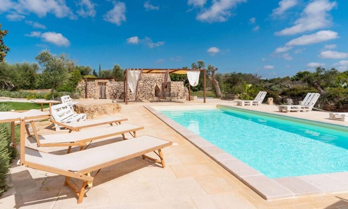 Parabita Villa | Villa Greta by Vivimy