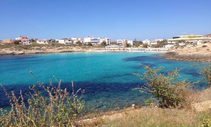 Lampedusa Villa | Villa Guitgia Lampedusa Owner Nunzia.