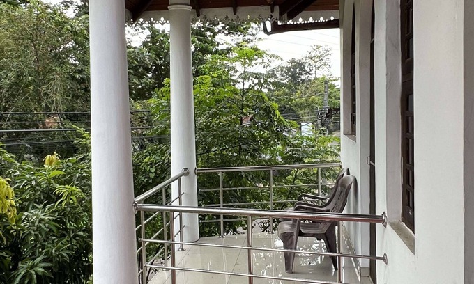 Negombo Villa | Villa Hirunika