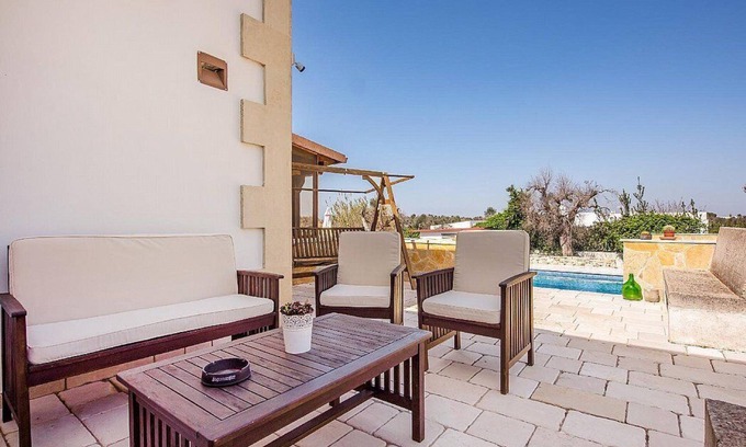 Casarano Villa | Villa Ilare: A characteristic and welcoming one-story villa situated in a quiet location, a few minutes from the town center, with Free WI-FI.