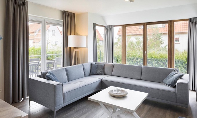 Bredene Villa | Villa in Breeduyn Village with Garden