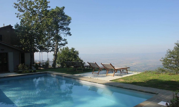 Cortona Villa | Villa in Cortona with 4 bedrooms sleeps 9