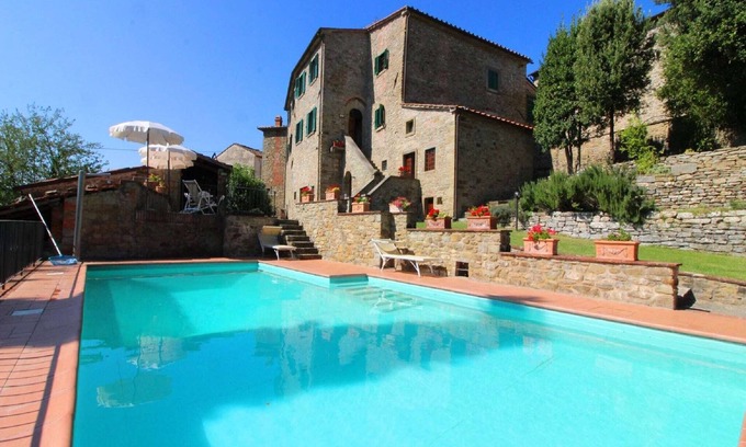 Pieve di Chio Villa | Villa in Tuscany with Pool and Valley Views