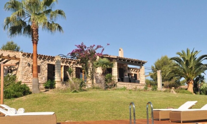 Capdepera Ski Chalet | Villa in landscaped garden with pool in nature reserve and near the beach