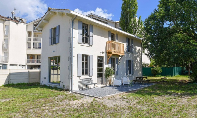 Lanton Villa | Villa in Lanton near the Coast
