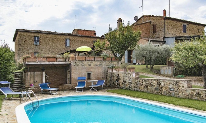 Sinalunga Villa | Villa in Sinalunga with 3 bedrooms sleeps 5