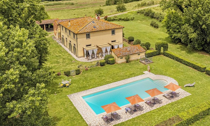 Peccioli Villa | Villa Iside 8, Emma Villas