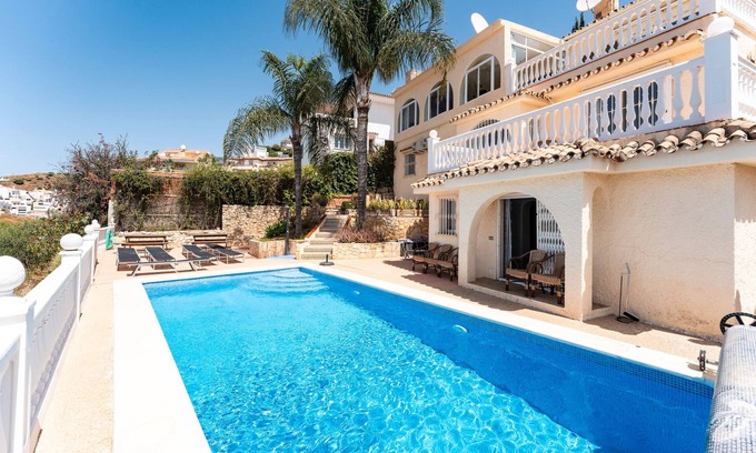 Torreblanca Villa | Villa 'Janina' with Sea View, Wi-Fi and Air Conditioning